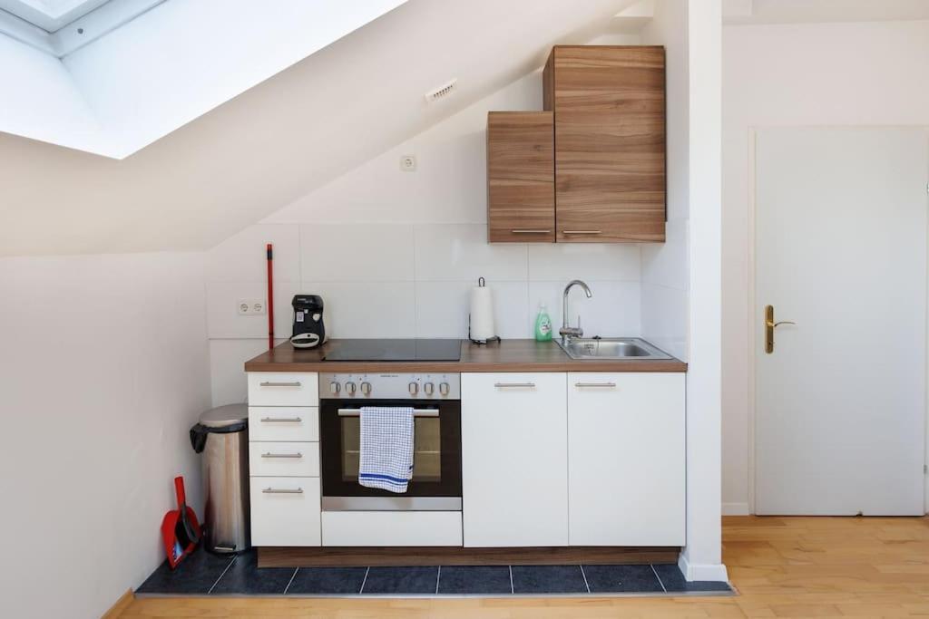 Scenic Rooftop Flat With Terrace Vienna Esterno foto