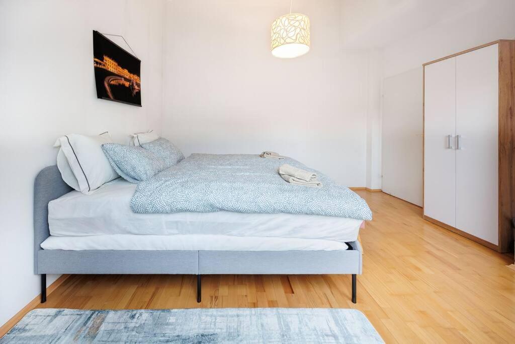Scenic Rooftop Flat With Terrace Vienna Esterno foto